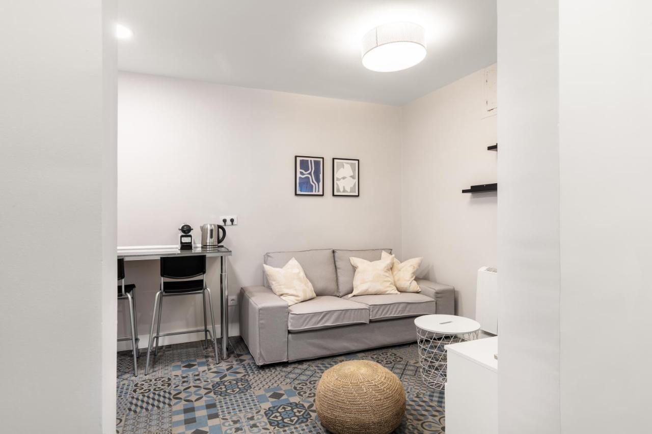 2 Bedrooms 1 Bathroom Furnished - Las Letras - Bright - Mintystay Madrid Eksteriør billede