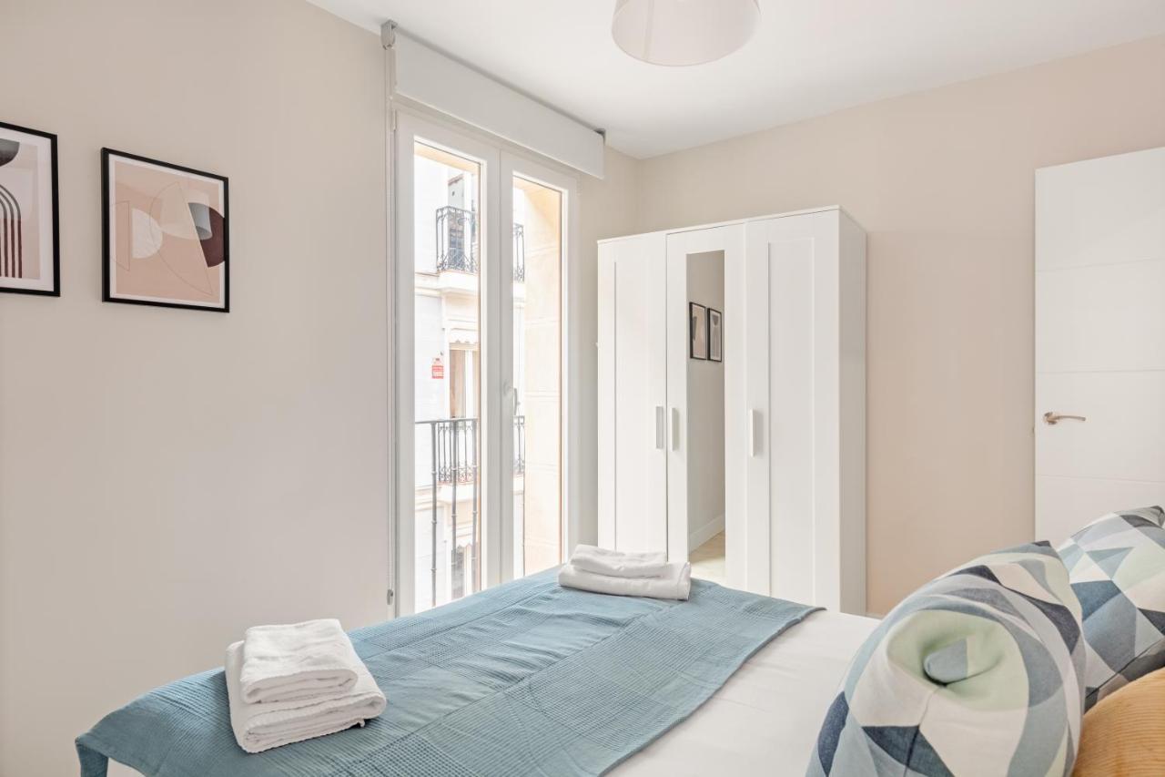 2 Bedrooms 1 Bathroom Furnished - Las Letras - Bright - Mintystay Madrid Eksteriør billede