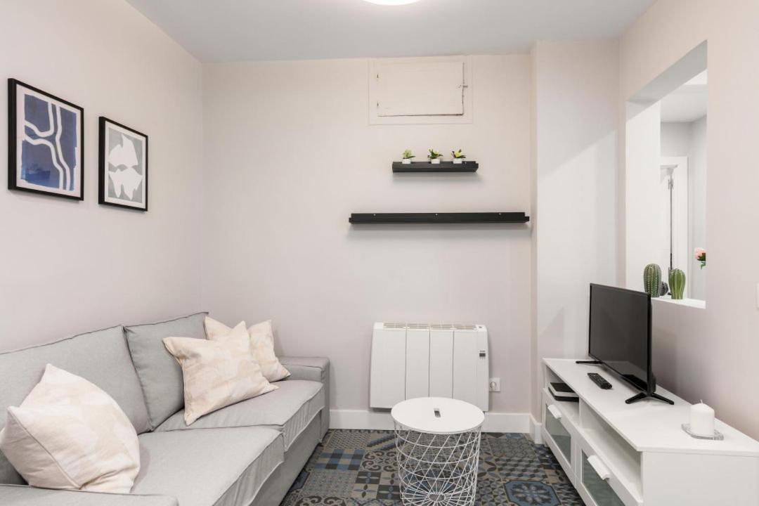 2 Bedrooms 1 Bathroom Furnished - Las Letras - Bright - Mintystay Madrid Eksteriør billede